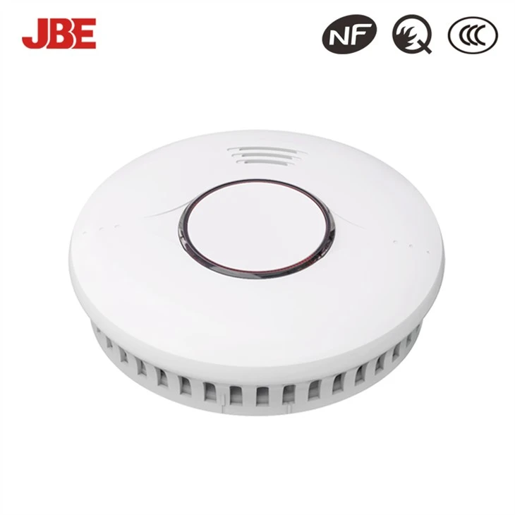 Smart Smoke Detector with Non replaceable Battery